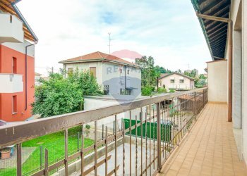 Balcone - Casa indipendente VIA CURTATONE
 
11, Gallarate - foto 18