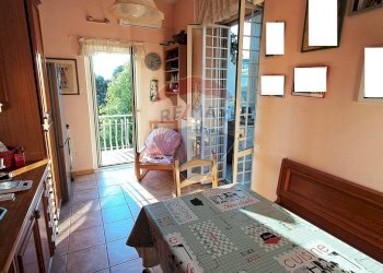 Sala da pranzo - Quadrilocale via La Spezia, Ladispoli - foto 10