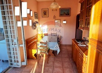 Sala da pranzo - Quadrilocale via La Spezia, Ladispoli - foto 14