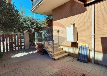 giardino - Bilocale Piazza Domitilla, Ladispoli - foto 6