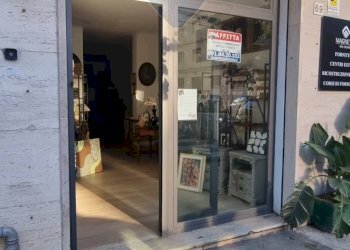 Edificio all\'aperto - Shop Via Terrasanta
 
69, Palermo - photo 9