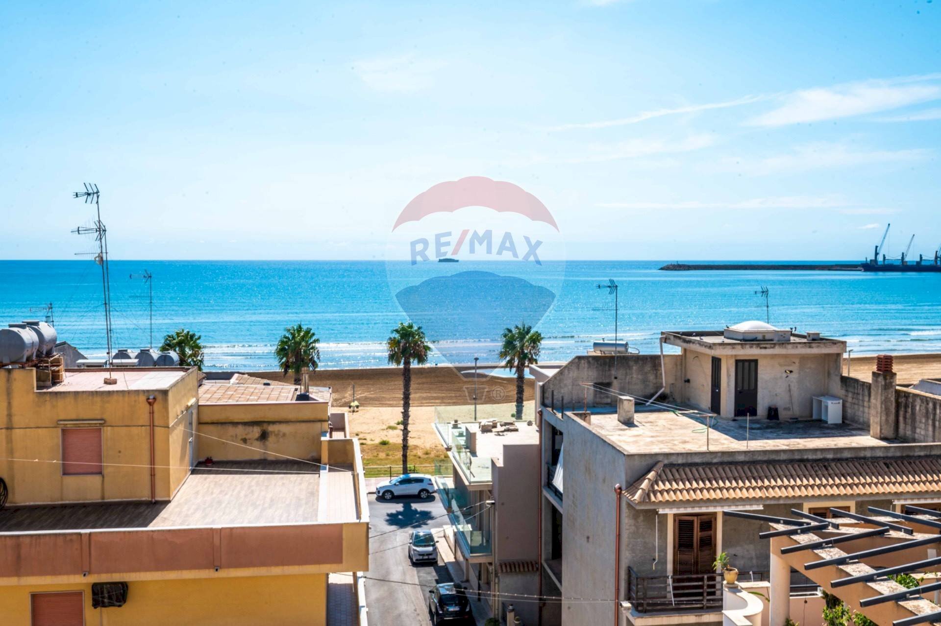 Vista dell\'acqua - Appartamento Via Giovanni Battista Pergolesi
 
13, Pozzallo - foto 1