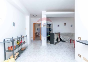 Sala da pranzo - Appartamento Via Giovanni Battista Pergolesi
 
13, Pozzallo - foto 9