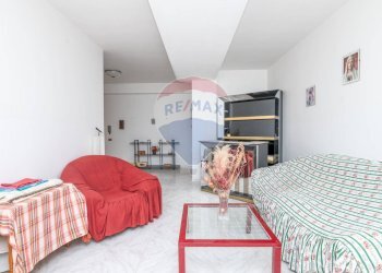 Sala da pranzo - Appartamento Via Giovanni Battista Pergolesi
 
13, Pozzallo - foto 10