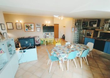 SOGGIORNO con CUCINA A VISTA (Foto 3) - Quadrilocale Via Giuseppe Mancini Sbraccia
 
16, Teramo - foto 11