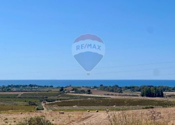 Vista dell\'acqua - Terreno edificabile VIA DEI MIRTILLI
 
sic, Menfi - foto 2