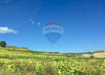 Vista delle montagne - Terreno edificabile VIA DEI MIRTILLI
 
sic, Menfi - foto 5