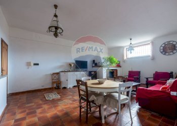 Sala da pranzo - Bilocale Via Gaggi
 
10, Roma - foto 5