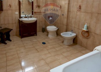 Bagno - Bilocale Via Gaggi
 
10, Roma - foto 9