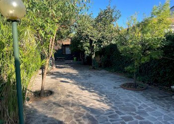 Foto 1 - Independent house Via Aurelia Sud
 
1, Pisa - photo 1