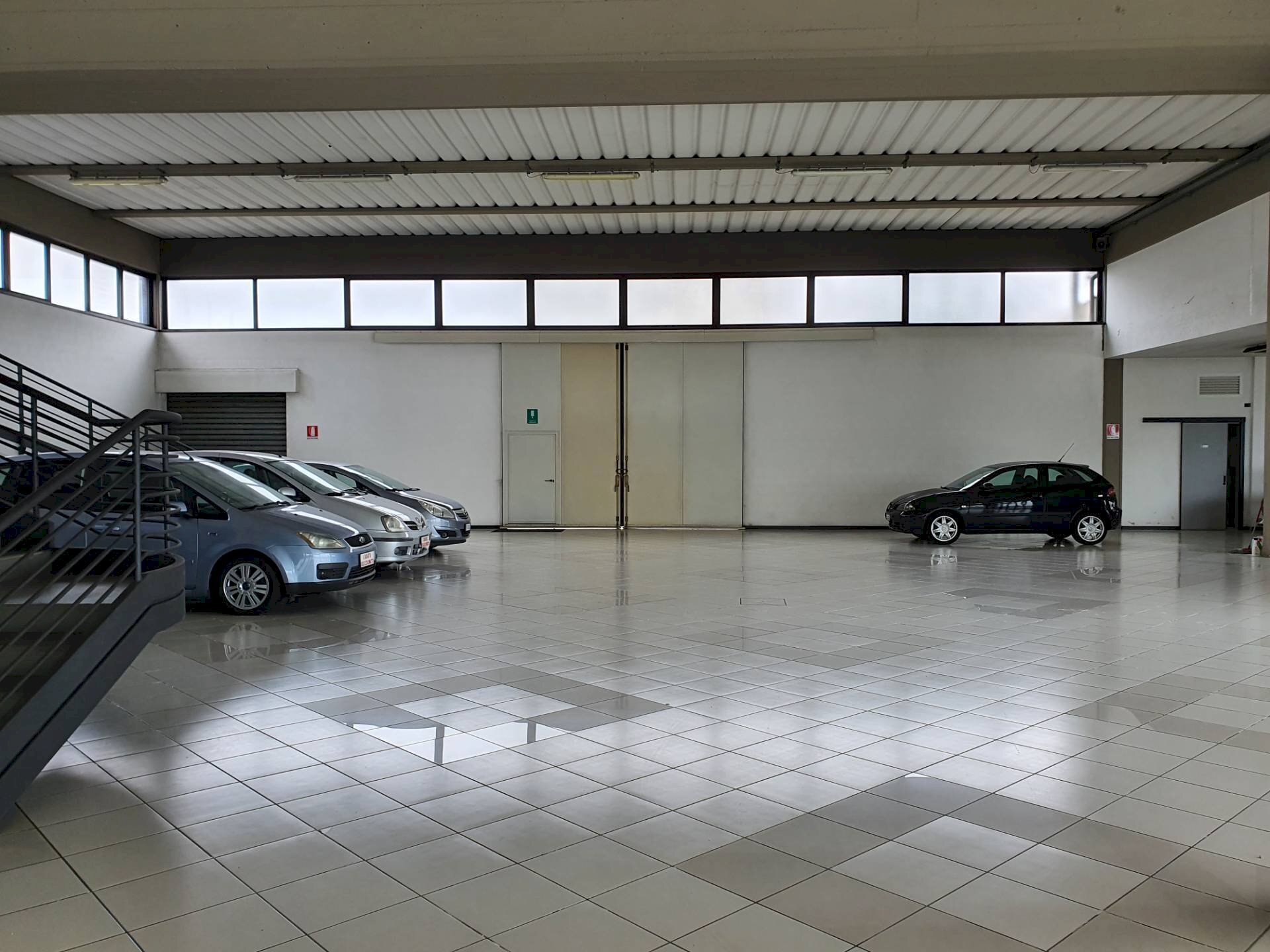 Foto 4 - Commercial Activity Via Romana
 
1000, Lucca - photo 3