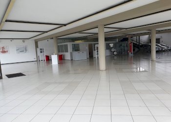 Foto 1 - Commercial Activity Via Romana
 
1000, Lucca - photo 1