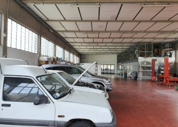 Foto 3 - Commercial Activity Via Romana
 
1000, Lucca - photo 2