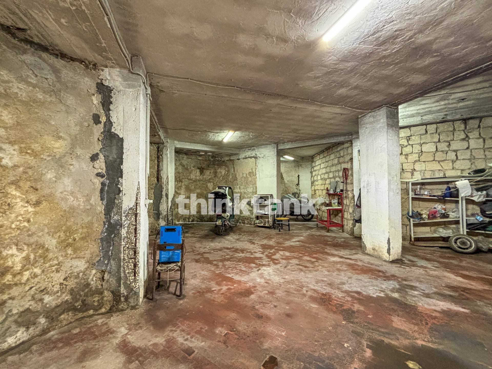 Foto 3 - Box Via Tevere, Siracusa - foto 3