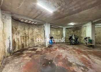 Foto 2 - Box Via Tevere, Siracusa - foto 2