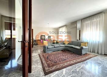 soggiorno - Appartamento Stradone Farnese, Piacenza - foto 1