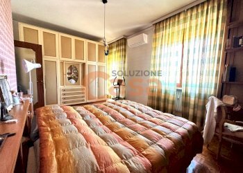 camera - Appartamento Stradone Farnese, Piacenza - foto 11