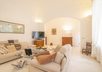 360 - Trilocale PIAZZA BORGO, Piacenza - foto 4