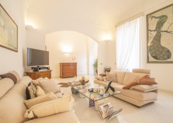 salotto - Trilocale PIAZZA BORGO, Piacenza - foto 5