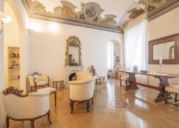 salone - Trilocale PIAZZA BORGO, Piacenza - foto 1