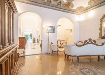 salone - Trilocale PIAZZA BORGO, Piacenza - foto 7