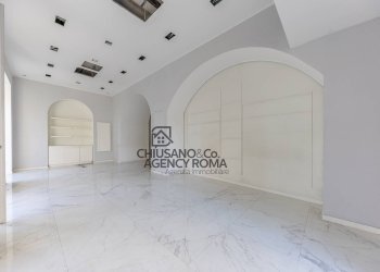 Foto 4 - Locale Commerciale Via Appia Nuova
108/110/112, Roma - foto 4