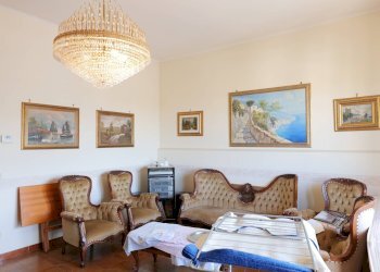 Foto 1 - Quadrilocale VIA CIMITERO
 
10, Mariglianella - foto 1