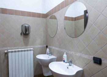 Foto 19 - Locale Commerciale VIA CARLO VERRE
 
21, Casoria - foto 19