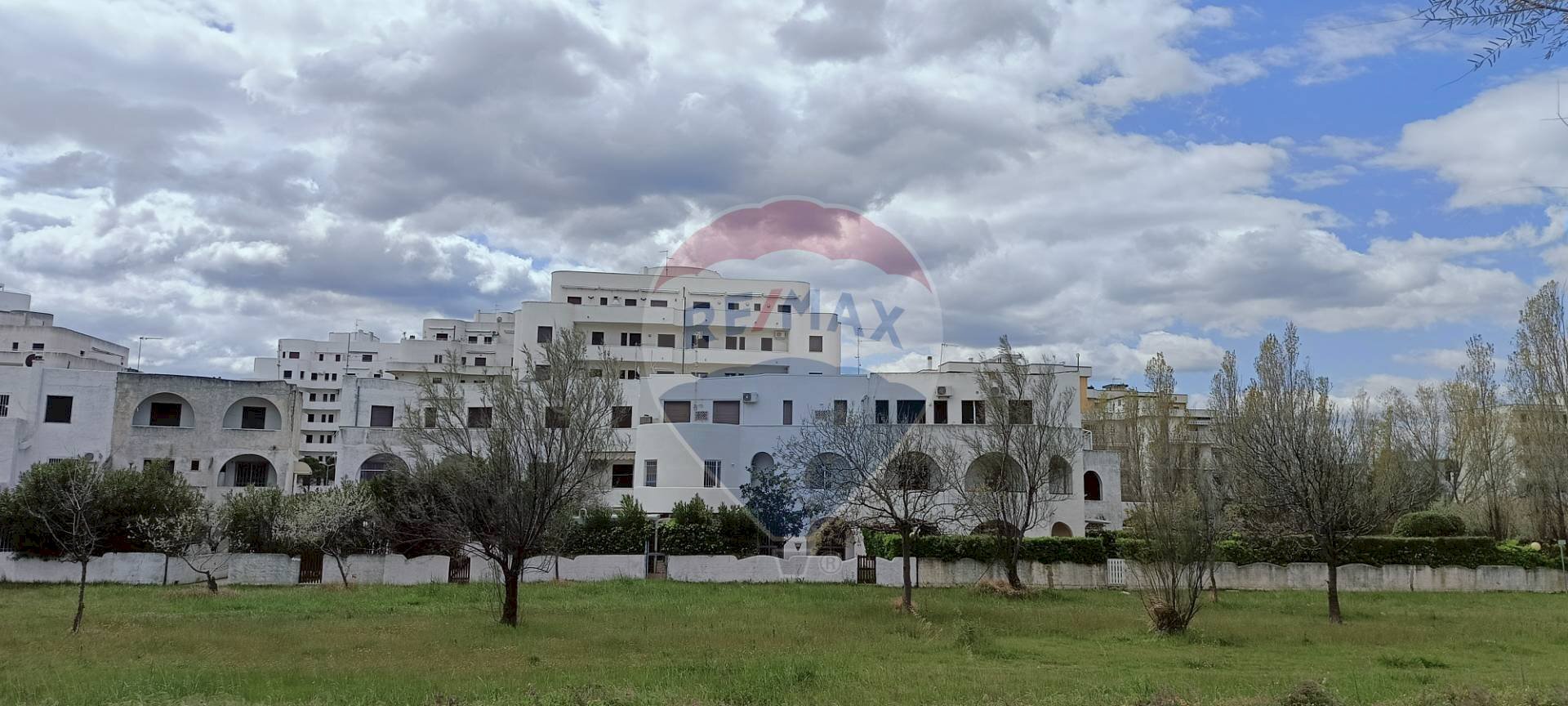 Edificio all\'aperto - Appartamento Via Strada Statale 16 Complesso Le Nereidi, San Salvo - foto 1