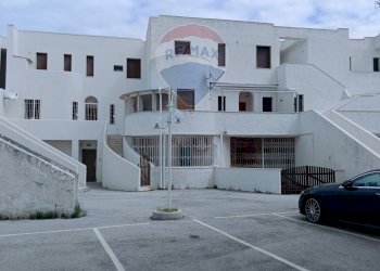 Edificio all\'aperto - Appartamento Via Strada Statale 16 Complesso Le Nereidi, San Salvo - foto 2