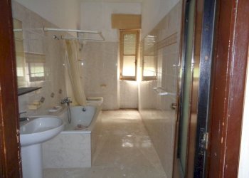 bagno - Quadrilocale catania
 
22, Carbonia - foto 7