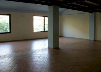 camera - Commercial Premises Nuoro, Carbonia - photo 4