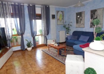 soggiorno - Appartamento Francesco Ciusa, Carbonia - foto 2