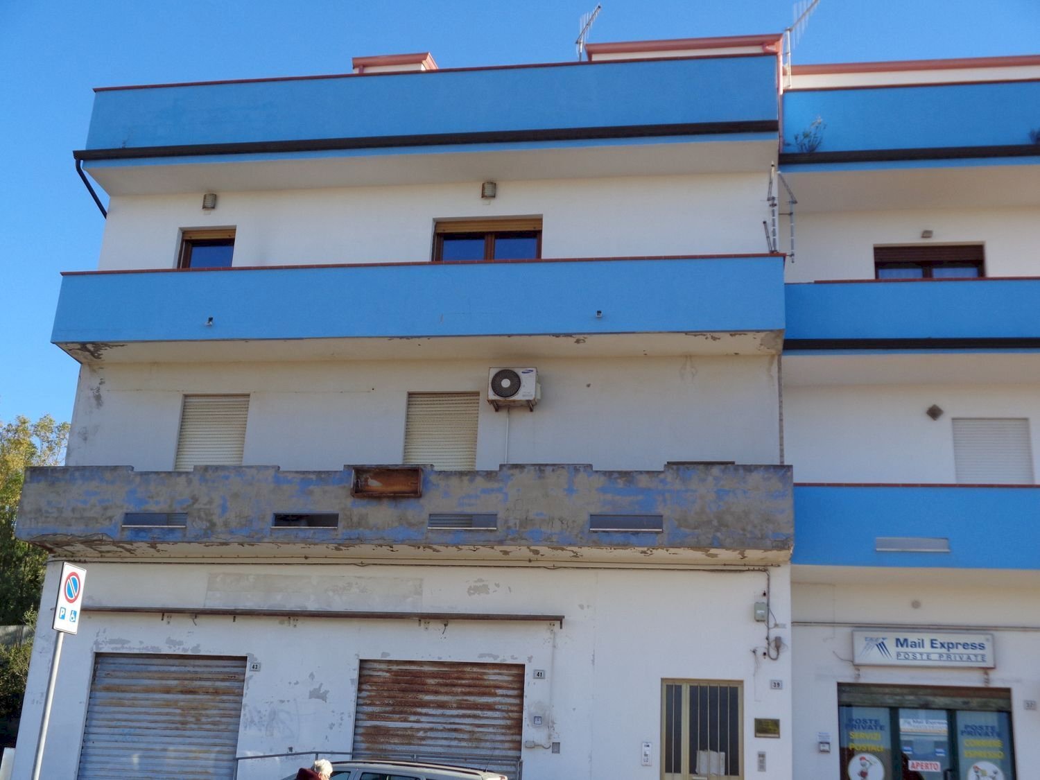 vista - Quadrilocale liguria
39, Carbonia - foto 2