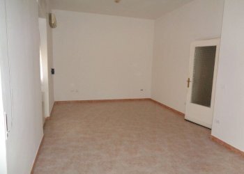 camera - Appartamento Gramsci
 
8, Carbonia - foto 7