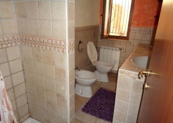 bagno - Appartamento Barumini
 
5, Carbonia - foto 8