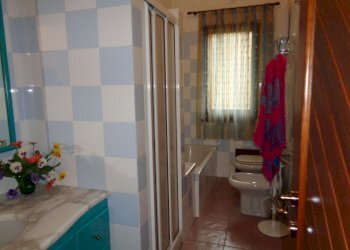 bagno - Villa Tramontana
 
7, Carbonia - foto 25