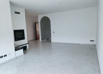 camera - Appartamento Sirai
 
63, Carbonia - foto 3