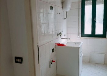 bagno - Appartamento Sirai
 
63, Carbonia - foto 8