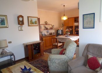 Foto 4 - Villa Via Marconi
 
20, Portoscuso - foto 4