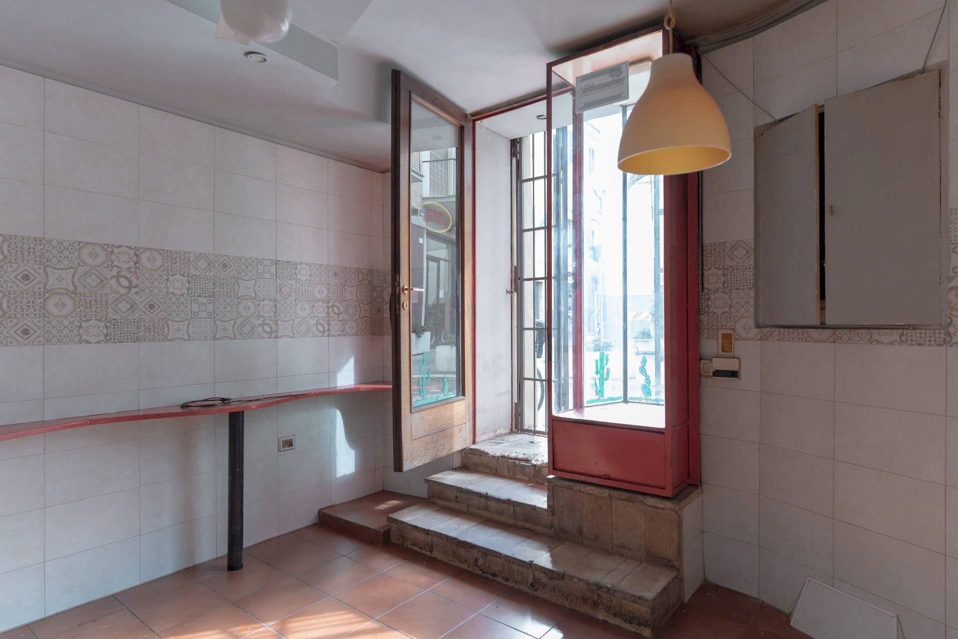 Foto 1 - Commercial Premises Via San Vito
 
8, Foligno - photo 1