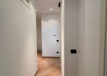 Corridoio - Trilocale via Fratelli Rosselli, Camogli - foto 12