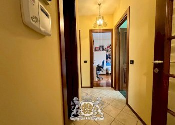 Corridoio - Quadrilocale via San Giovanni Bosco, 7/D, Cuneo (zona Donatello) - foto 10