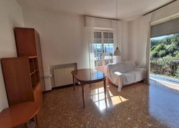 Salone - Quadrilocale salita Ca' dei Trenta, Genova (zona Bolzaneto) - foto 12