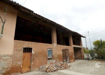 Facciata - Rustic via Don Demetrio Castelli, Roddi - photo 14