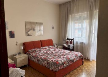 Camera da letto - Trilocale corso Vittorio Emanuele II, 6, Cuneo (zona Donatello) - foto 16