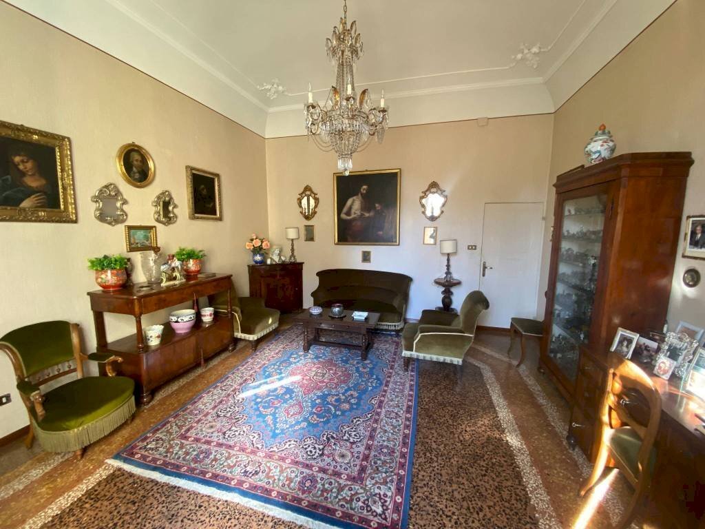 Salone - Appartamento Bologna (zona Centro Storico) - foto 1