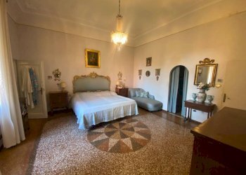 Camera da letto - Appartamento Bologna (zona Centro Storico) - foto 19