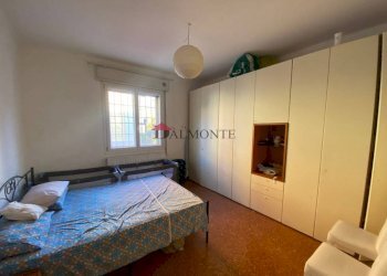Camera da letto - Appartamento via Andrea da Faenza, Bologna (zona Bolognina) - foto 10