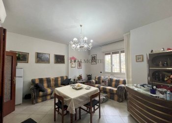 Salone - Four-room apartment via Pier Fortunato Calvi, Bologna (neighborhood Borgo Panigale) - photo 19